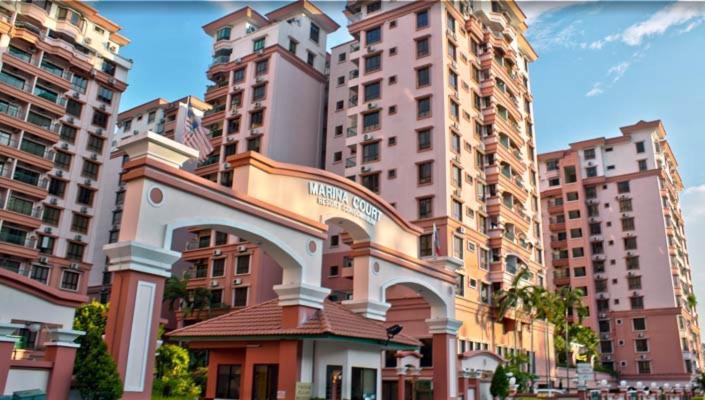 Marina Court Kk City Homestay 코타키나발루 외부 사진